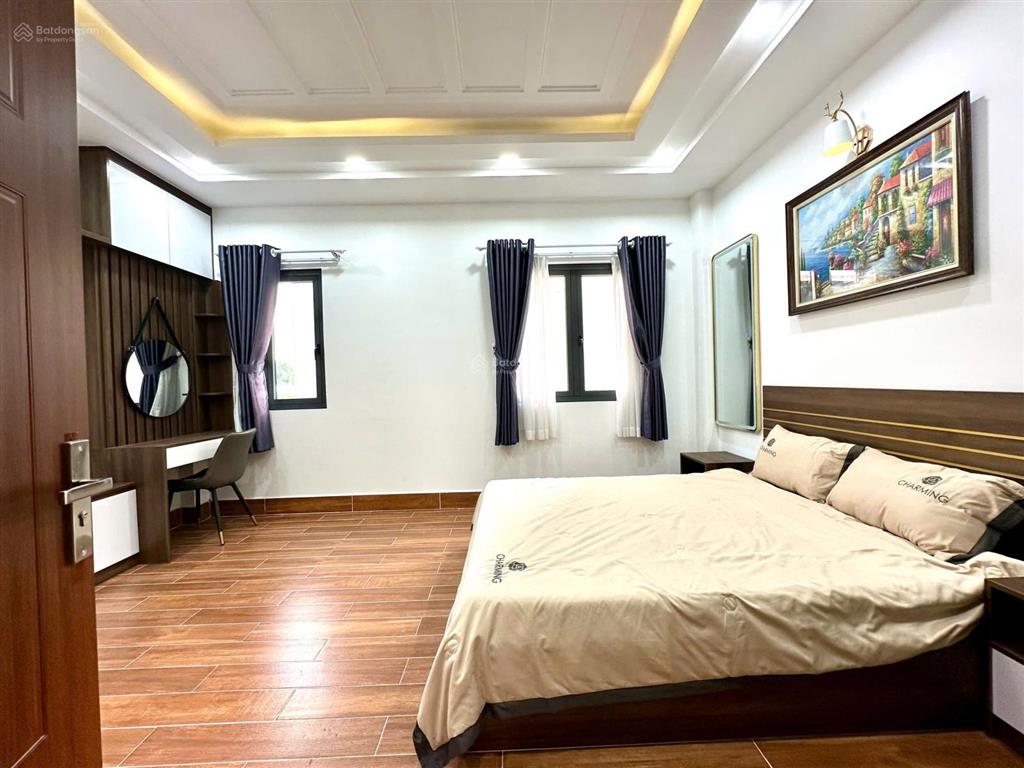 Nhà phố 4 tầng có thang máy huỳnh tấn phát nhà bè