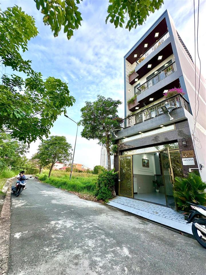 Nhà phố 4 tầng có thang máy huỳnh tấn phát nhà bè