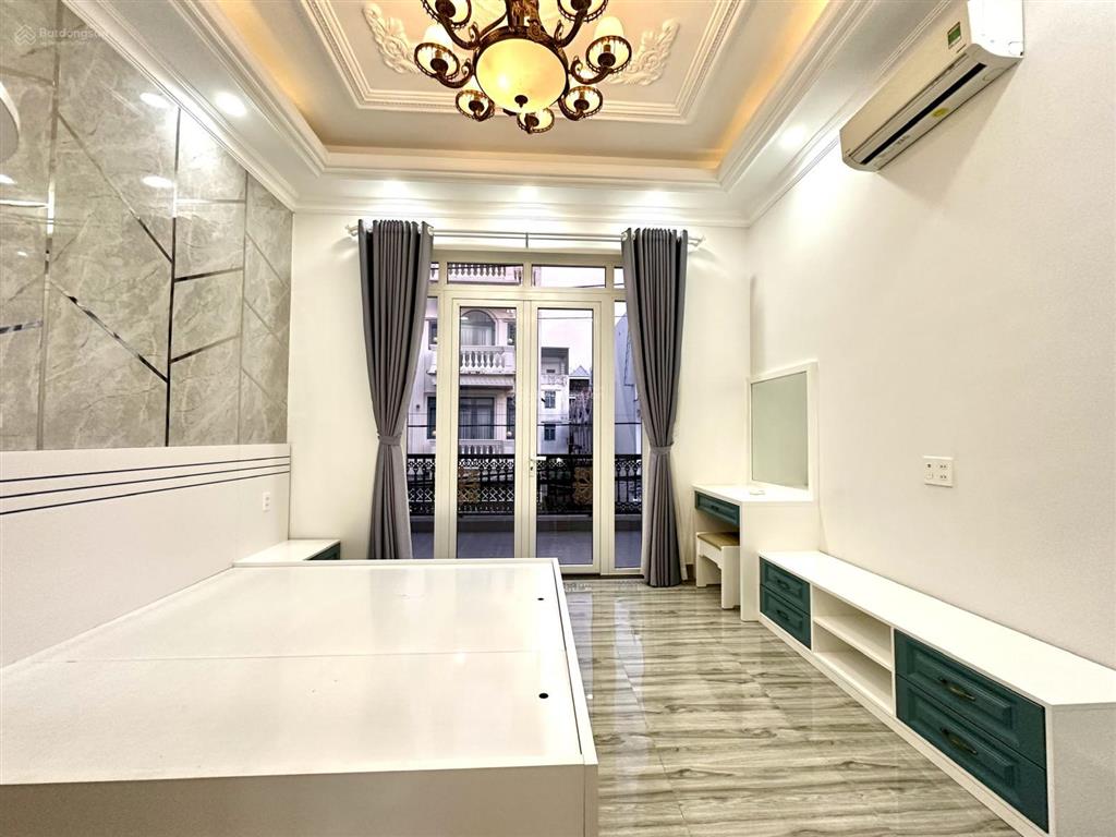 Nhà phố 4 tầng 4x16m, đường 10m huỳnh tấn phát nhà bè