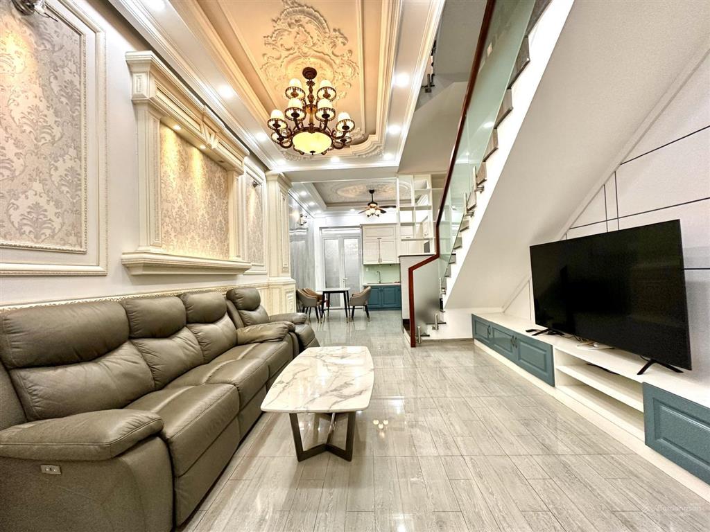 Nhà phố 4 tầng 4x16m, đường 10m huỳnh tấn phát nhà bè