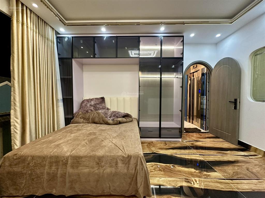 Bán nhà có thang máy, huỳnh thị đồng, thị trấn nhà bè