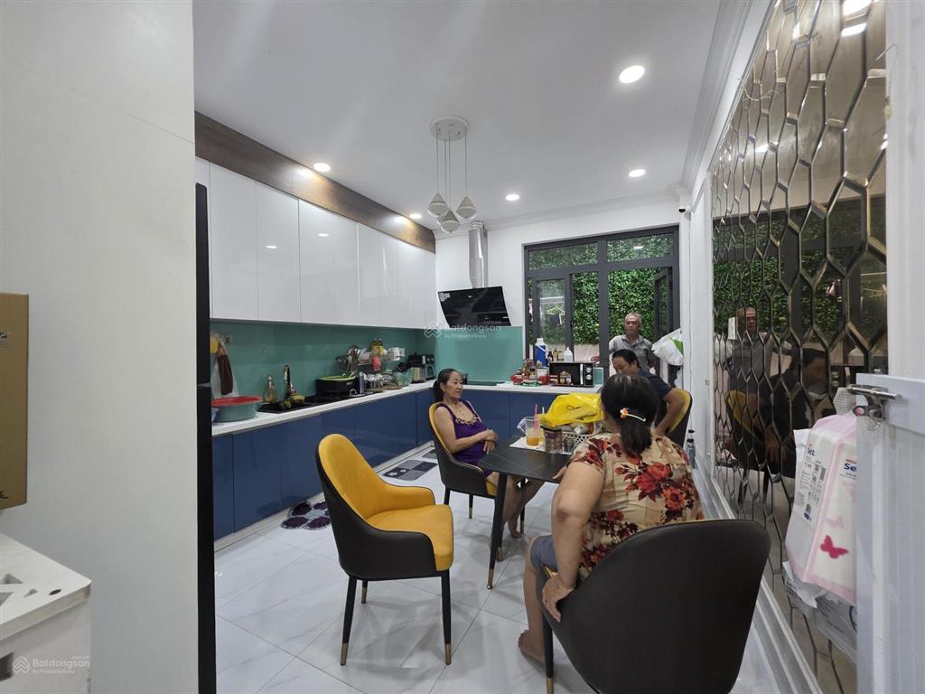 Nhà chính chủ hẻm 88 nguyễn văn quỳ quận 7