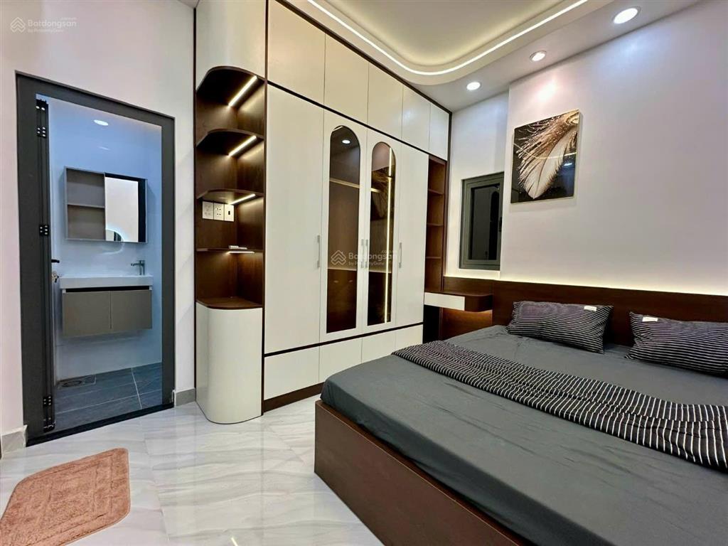Nhà mới hoàn thiện rất đẹp hẻm 749 huỳnh tấn phát, phường phú thuận quận 7. ( gần điện máy xanh ).