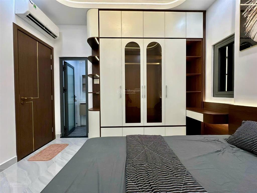 Nhà mới hoàn thiện rất đẹp hẻm 749 huỳnh tấn phát, phường phú thuận quận 7. ( gần điện máy xanh ).