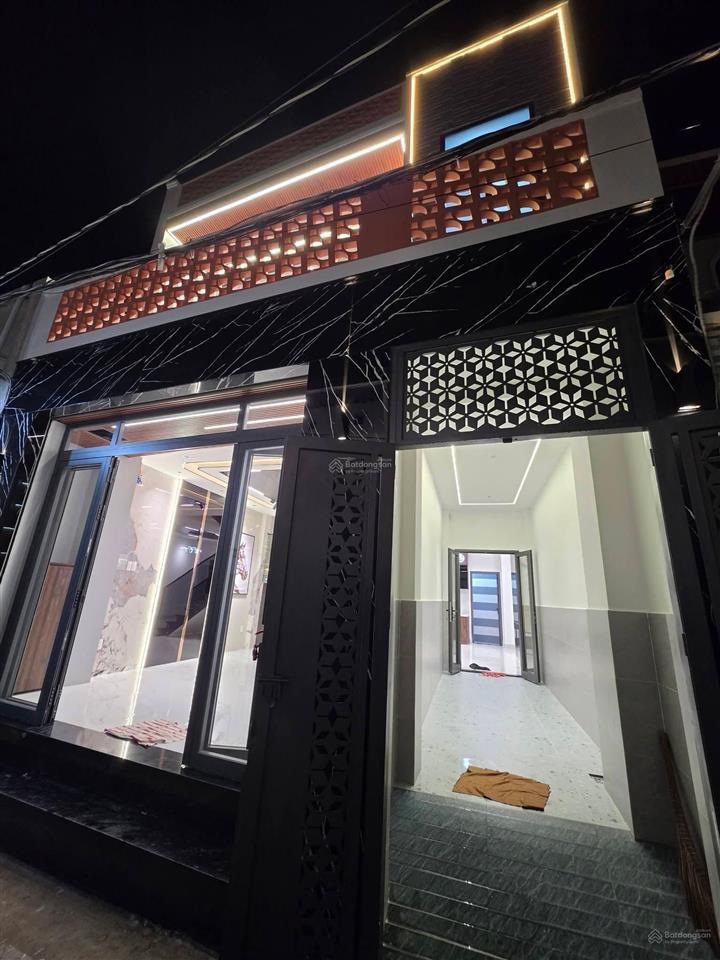 Nhà hẻm 588 huỳnh tấn phát, quận 7