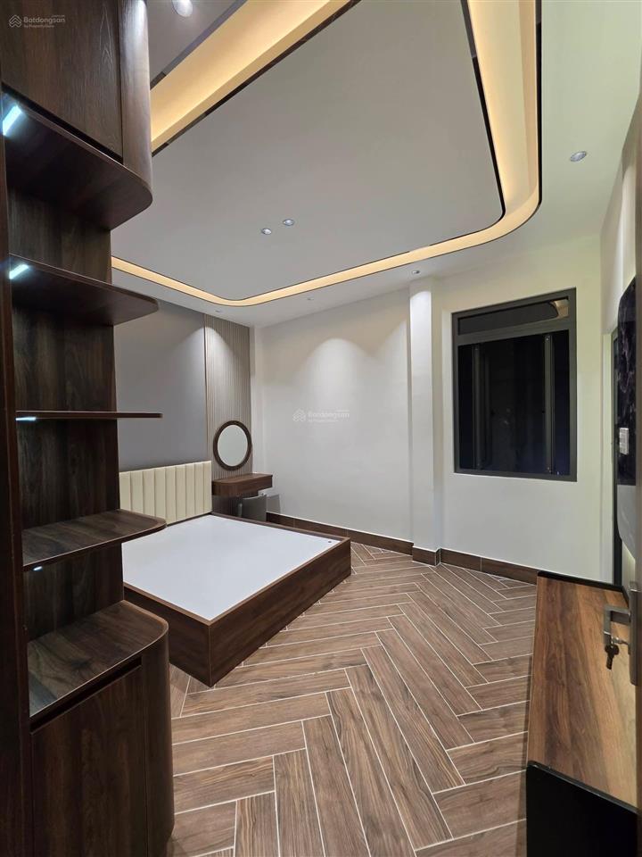 Nhà hẻm 588 huỳnh tấn phát, quận 7