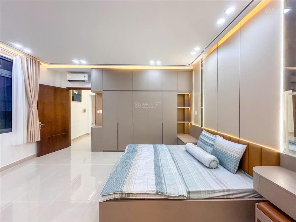 Bán nhà góc 2 mặt tiền kinh hẻm 1716 huỳnh tấn phát nhà bè