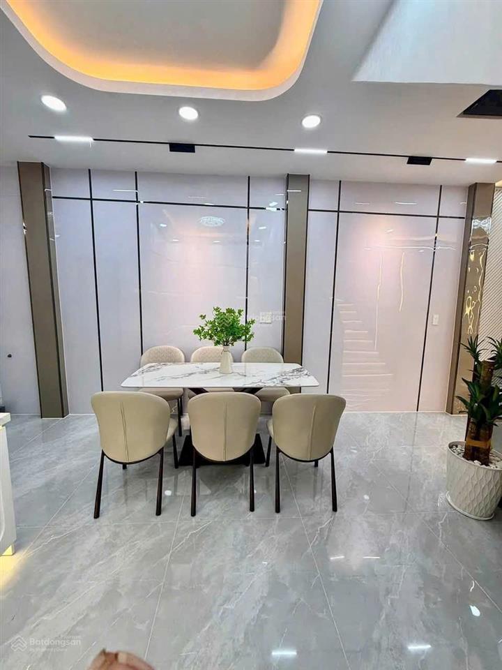 Nhà phố hẻm 1942 xe hơi đường huỳnh tấn phát, nhà bè