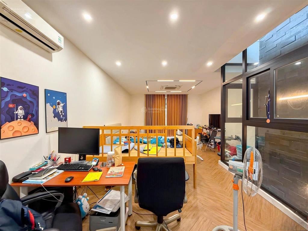 Nhà đẹp như tranh vẽ khu tái định cư p. phú mỹ, quận 7. chỉ cách phú mỹ hưng 500m.