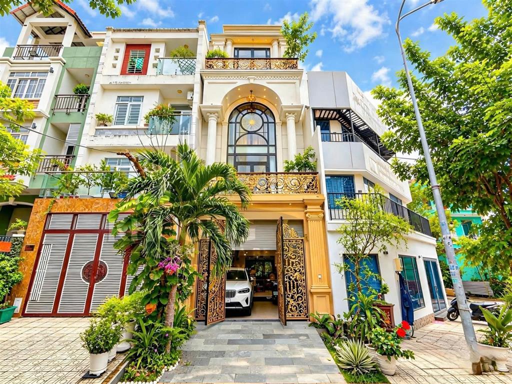 Nhà đẹp như tranh vẽ khu tái định cư p. phú mỹ, quận 7. chỉ cách phú mỹ hưng 500m.