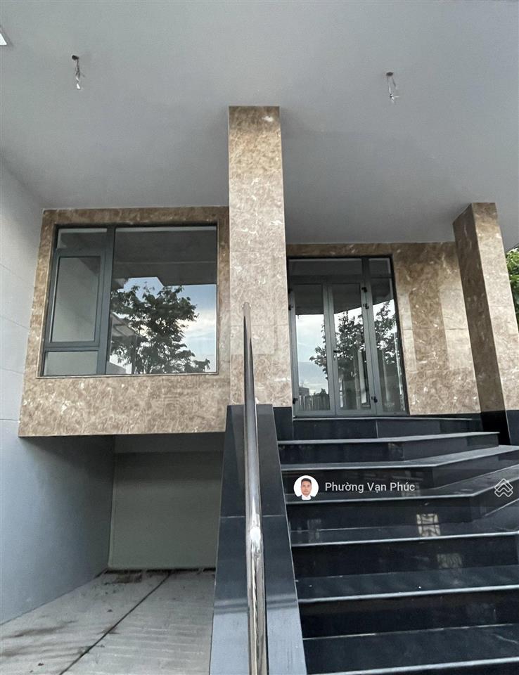 Cần bán căn góc kđt vạn phúc, 2 mặt tiền đường lớn, 10x20m, đã hoàn thiện, bán 35 tỷ