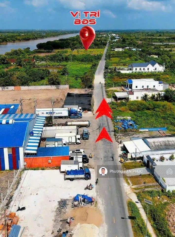 Bán đất 2 mặt tiền lộ + sông gần cảng cá gành hào, tiện làm nhà xưởng, cây xăng