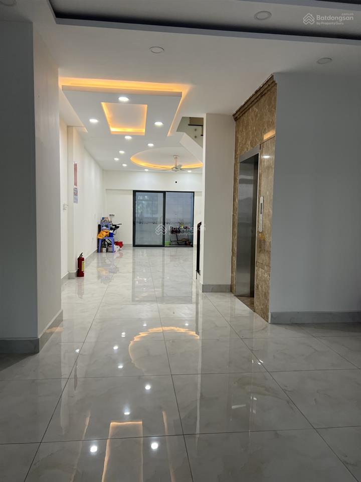 Bán nhà 5x23m 115m2, 21 tỷ giá siêu hời, view đẹp, gần trường học tại khu đô thị vạn phúc city
