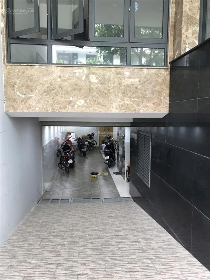 Hot! nhà vạn phúc có thang máy, 105m2 giá chưa tới 20 tỷ