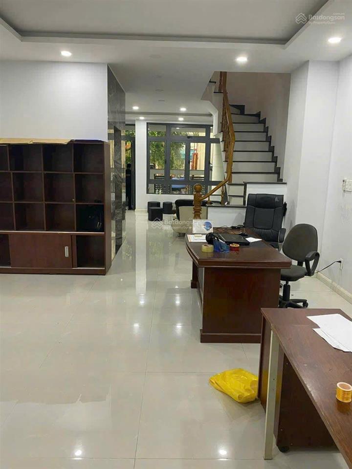 Hot! nhà vạn phúc có thang máy, 105m2 giá chưa tới 20 tỷ