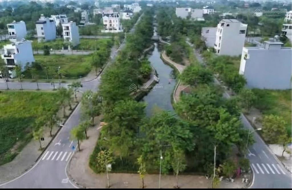 Đất kđt ceo2 phủ lý sau bv việt đức