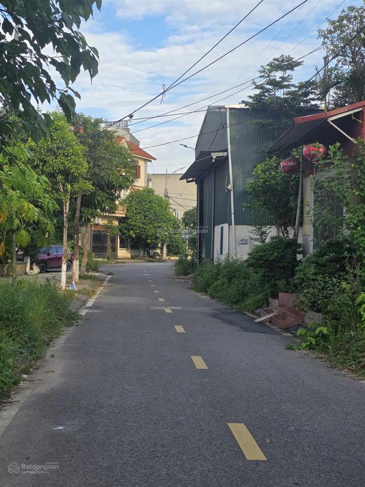 Bán đất tại đường 21a, phù vân, 2,1 tỷ sau cây xăng phù vân.