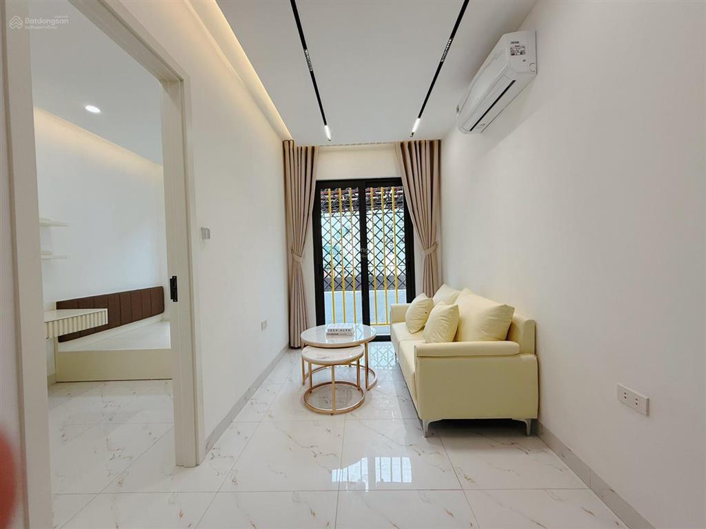 Hàng vip hiếm có  ô tô vào nhà sát đh y hà nội  8 tầng lừng lững đẹp  doanh thu 180tr/th