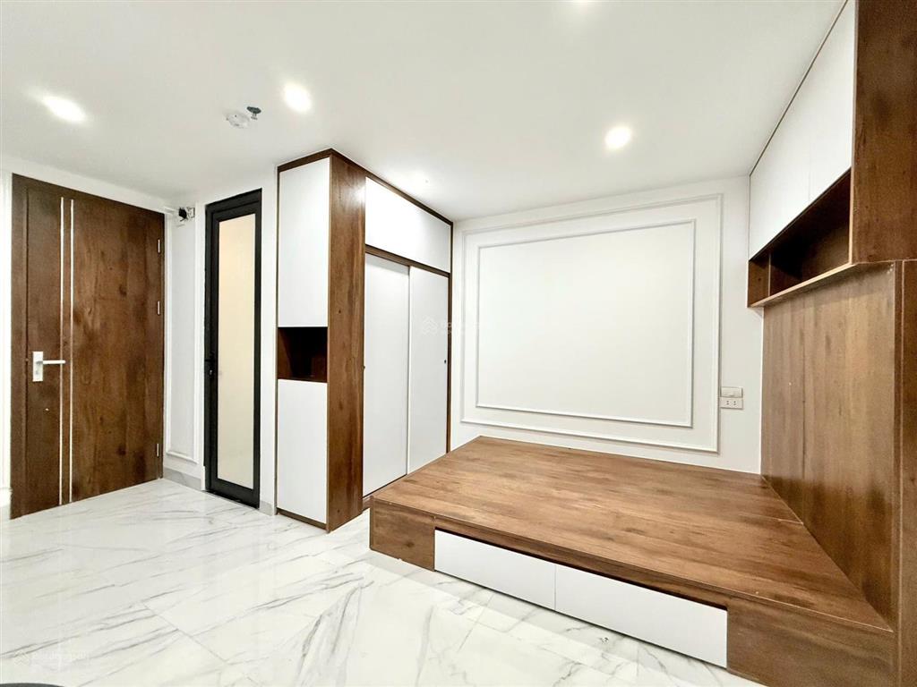Bán toà ccmn 110m2 x7 tầng phố hoàng văn thái ô tô tránh ngõ thông doanh thu 150tr/tháng