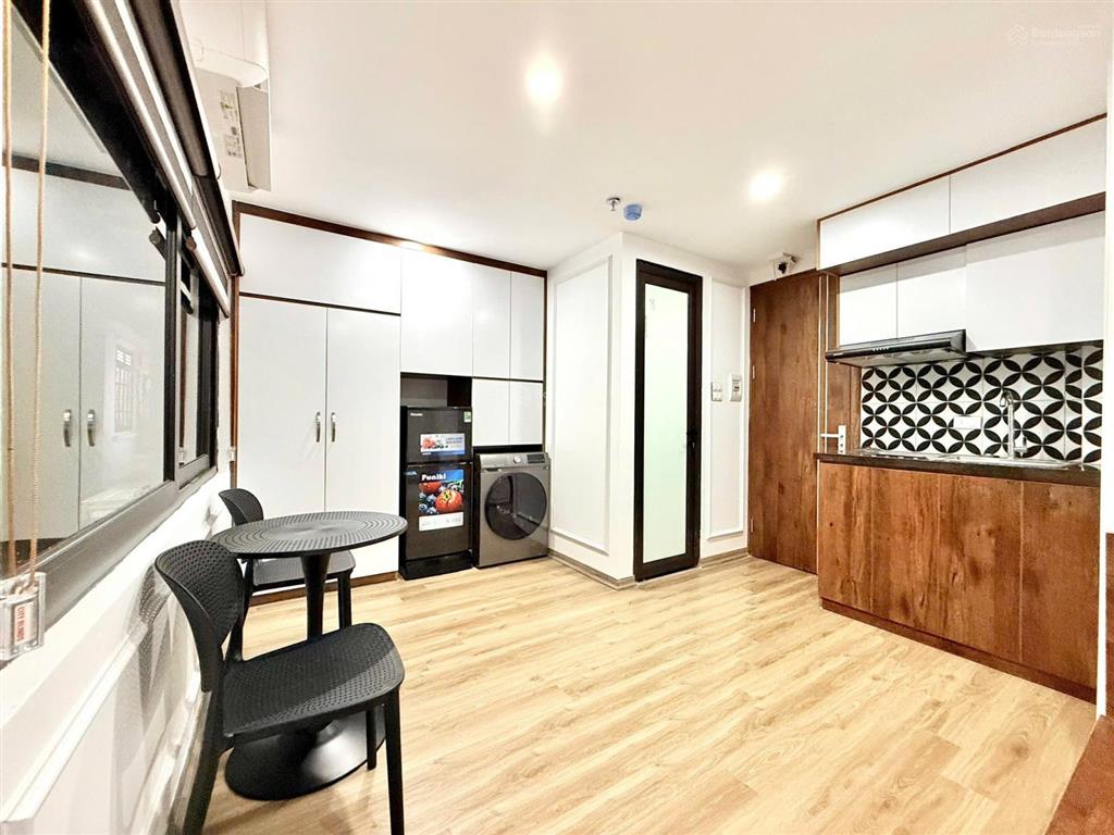 Bán toà ccmn 110m2 x7 tầng phố hoàng văn thái ô tô tránh ngõ thông doanh thu 150tr/tháng