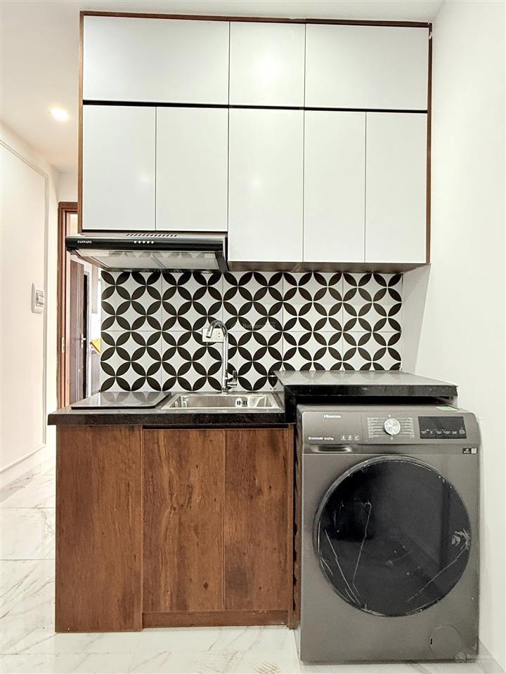 Bán gấp phố xã đàn dòng tiền siêu câp ccmn 80m2 8 tầng 24 phòng. mới koong