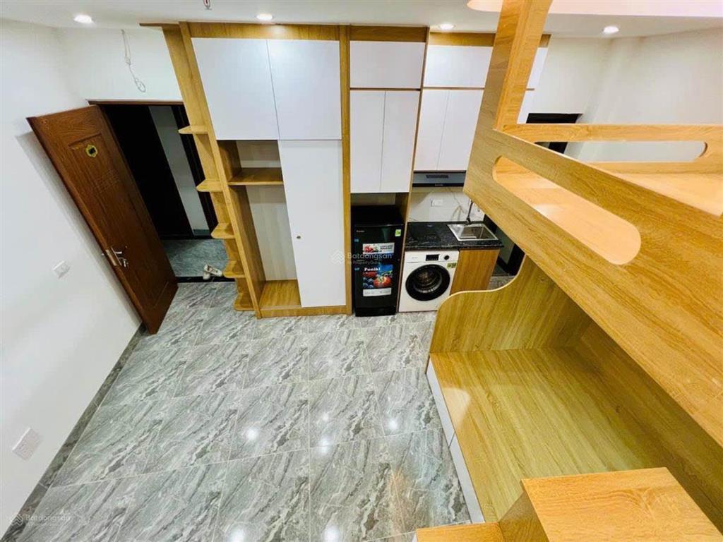 Bán tòa chdv 101m² 9 tầng 28 căn hộ ba bước ra xã đàn  trung tâm của trung tâm