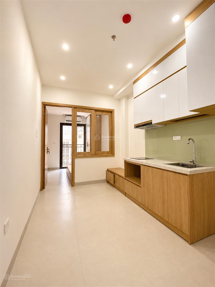 Tòa căn hộ dịch vụ ngõ thông ô tô tránh ngay ngã tư sở 77m2 mt 6m