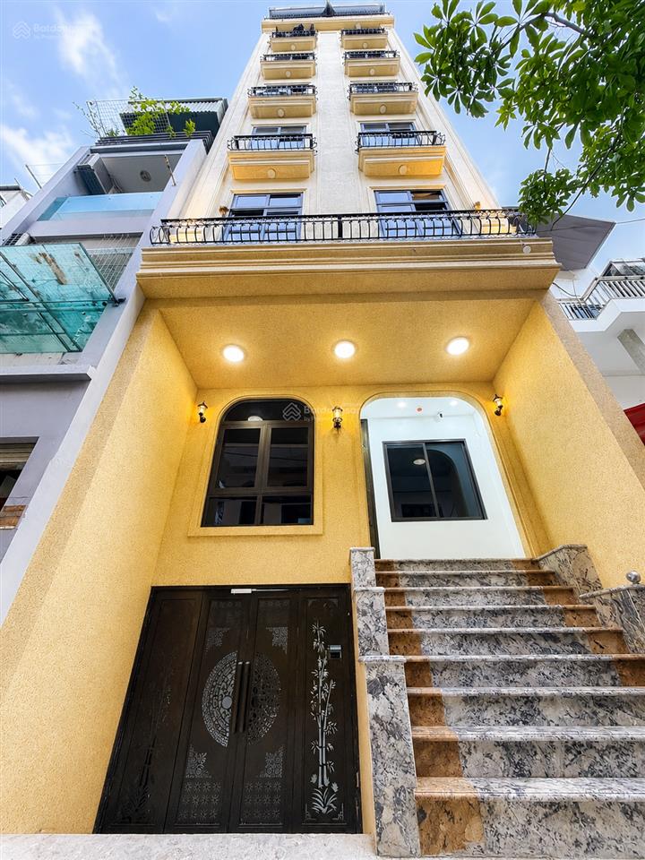Cắt lỗ sâu, căn nhà chdv 92m² 8 tầng với 38 phòng khép kín cho thuê. 220tr/tháng ô tô qua.
