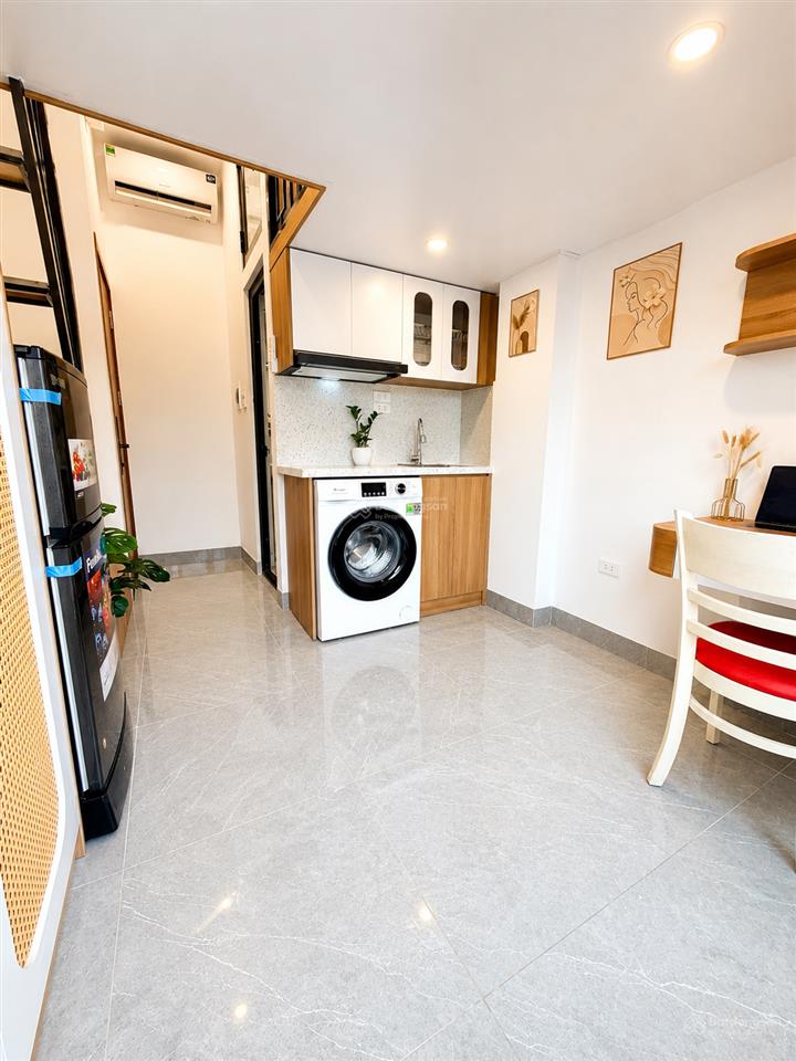 Cắt lỗ sâu, căn nhà chdv 92m² 8 tầng với 38 phòng khép kín cho thuê. 220tr/tháng ô tô qua.