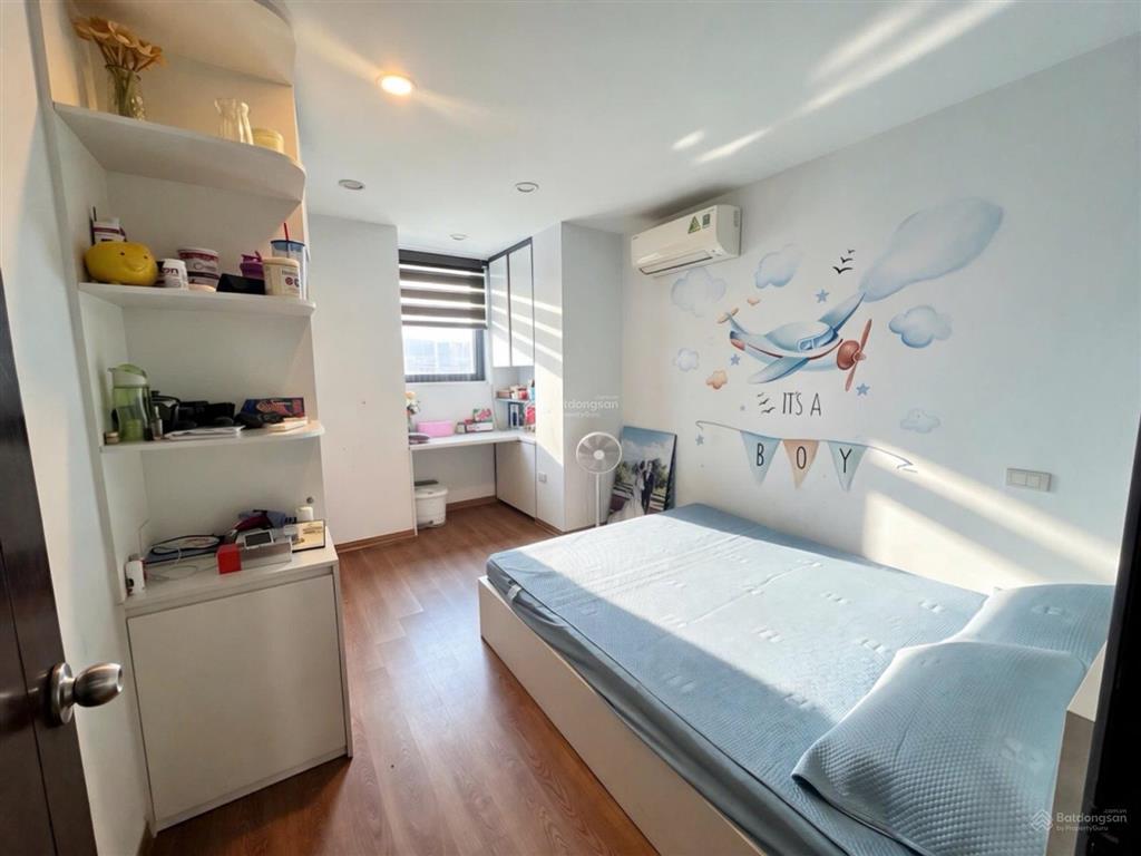 Chính chủ bán căn góc tầng đẹp the legend 109 nguyễn tuân 80m2 2 ngủ 2 vệ sinh.