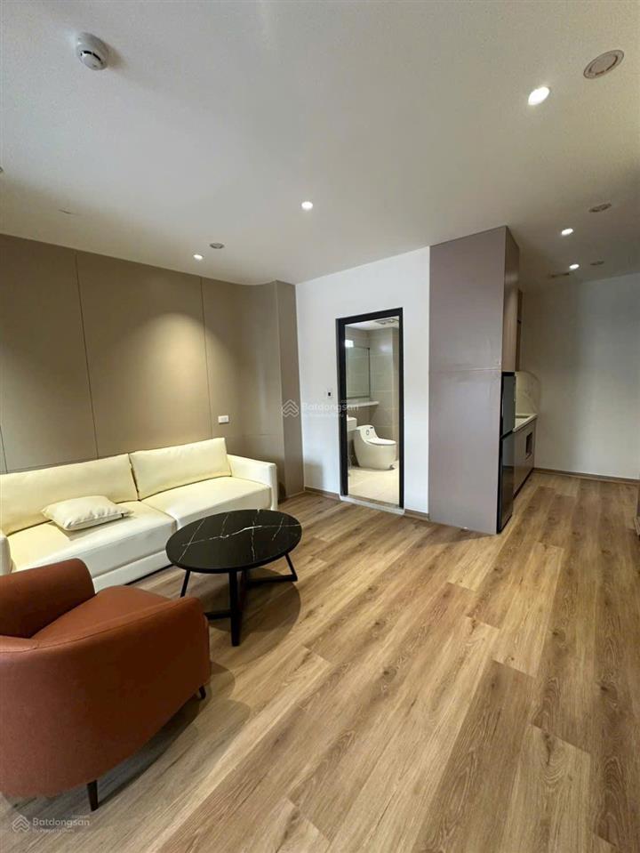 Cho thuê căn apartment siêu vip 180m2 7 tầng phố vũ ngọc phan mbkd + sàn vp + 16 căn hộ