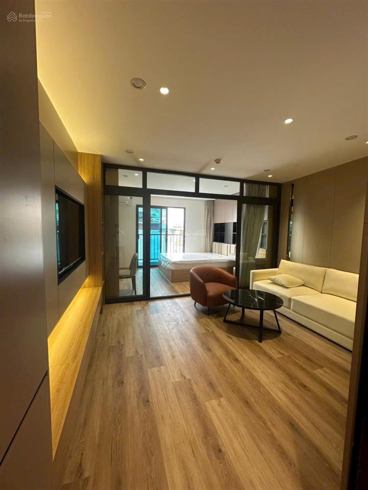Cho thuê căn apartment siêu vip 180m2 7 tầng phố vũ ngọc phan mbkd + sàn vp + 16 căn hộ