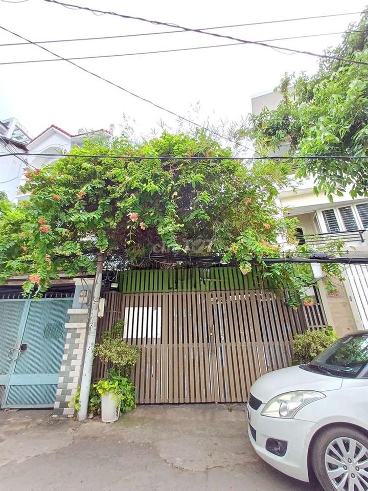 Nguyên căn 5x 21m Sân vườn Hoàng Hoa Thám có mái che sân hẻm xe tải