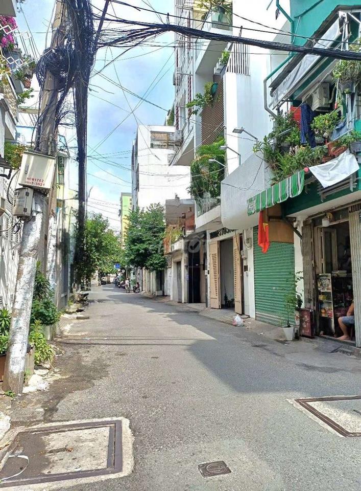 Mặt bằng trệt 78m2 Phan Đăng Lưu mới keng có sân rộng 