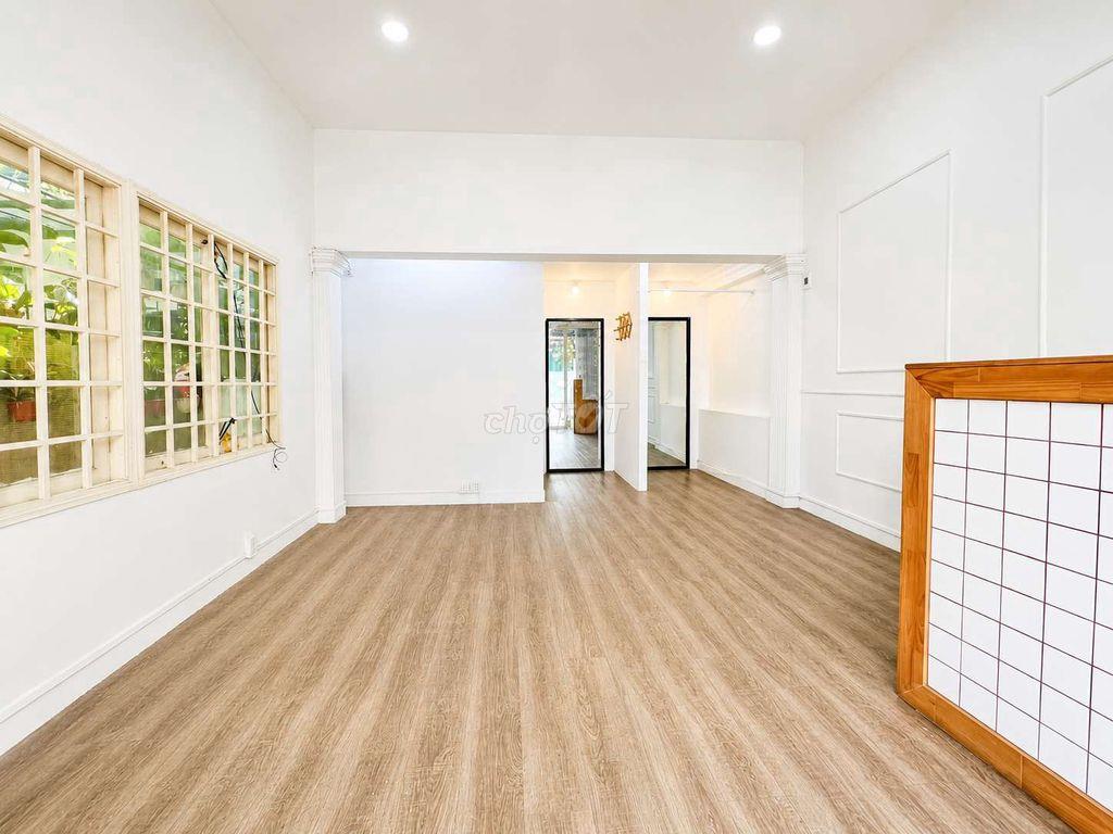Mặt Bằng trệt Huỳnh Văn Bánh 43m2 có sân rộng lối đi riêng thoáng mát