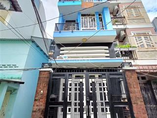 Nhà 3 lầu Trần Khắc Chân Quận 1 - 4PN, 5WC 