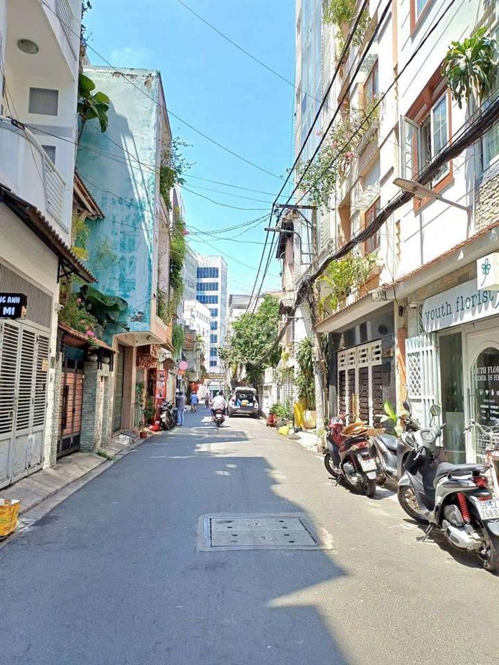 Nguyên căn HXH Lê Văn Sỹ 4 x18m 2 tầng khu thời trang