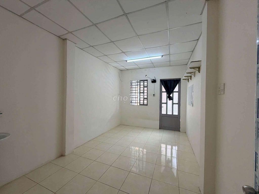 NHÀ 2 MT HẺM NGUYỄN BỈNH KHIÊM 4 x10m 2 tầng