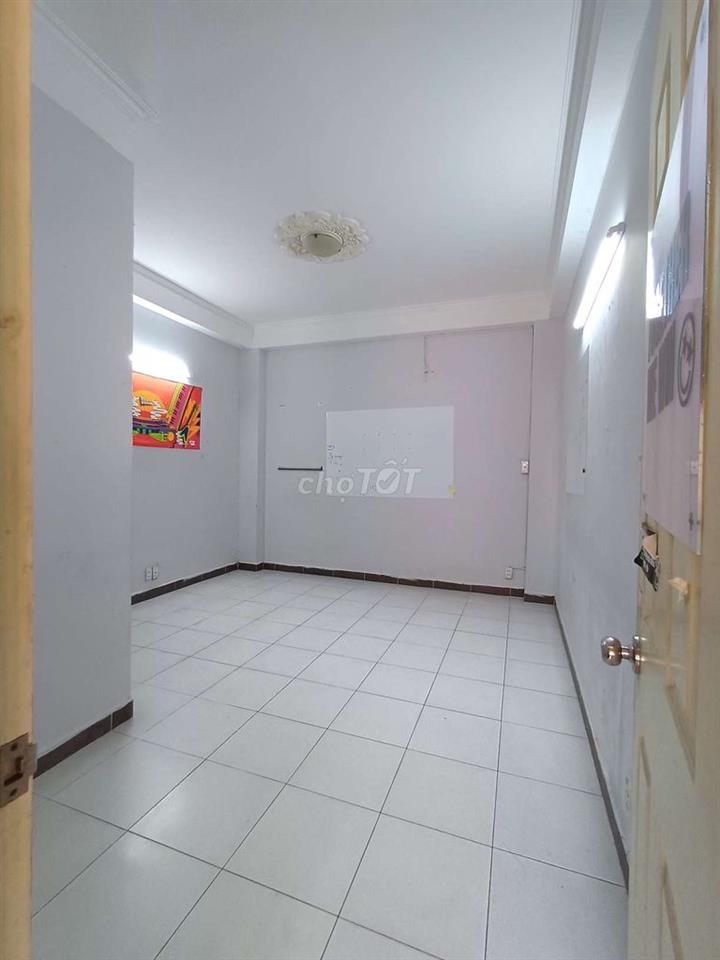 NHÀ HXH ĐÀO DUY ANH 4 X15M 3 TẦNG 3PN mới sạch