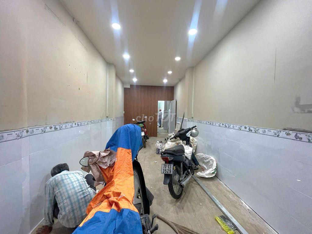 NHÀ MỚI ĐẸP 2 TẦNG ĐẶNG VĂN NGỮ 3,5 x 15m có MÁY LẠNH