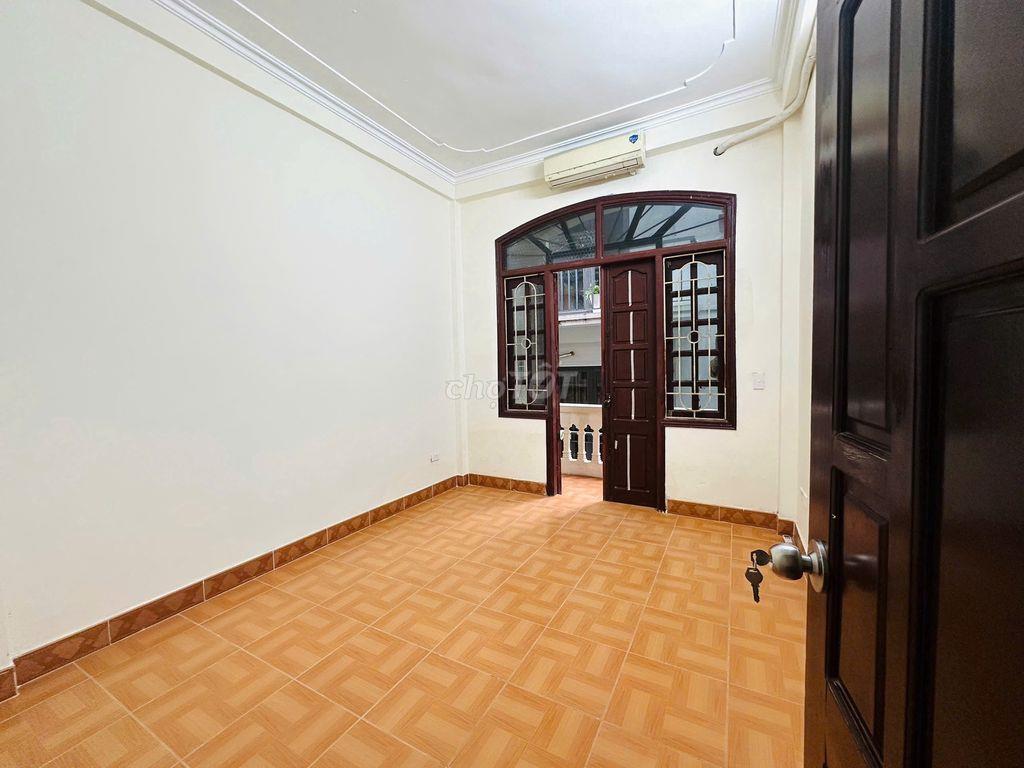 CC CHO THUÊ NHÀ NGUYÊN CĂN 4 TẦNG – NGÕ 77 BẰNG LIỆT, LINH ĐÀM, HÀ NỘI
