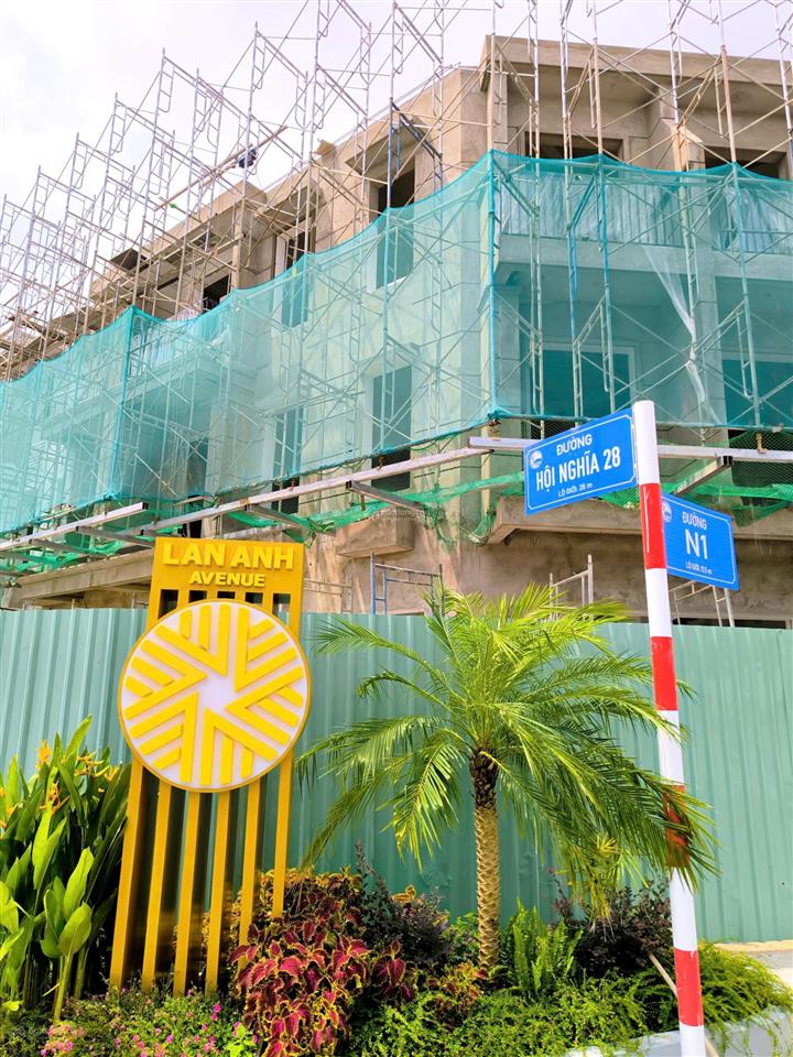 Villa 120m² khu compound đt746b sát vsip 3 chỉ 4 tỷ vì sao khách xem xong lại xuống tiền ngay?