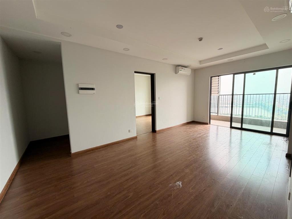 Cho thuê căn 2+1 ngủ 75m đồ cơ bản 10tr/tháng