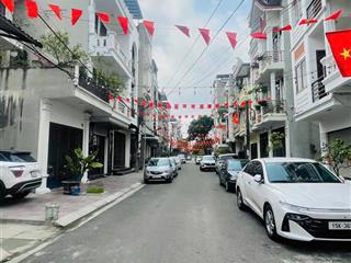 Cần bán căn nhà trong ngõ 229 miếu hai xã  lê chân  hp