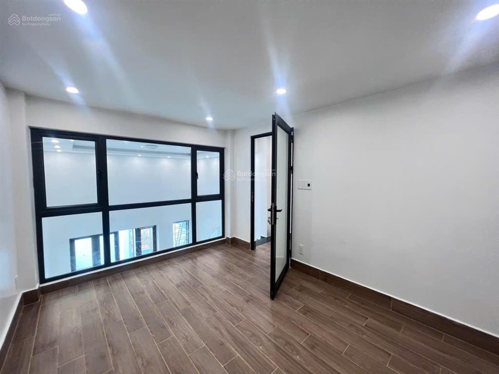 Gia đình chuyển công tác cần bán gấp căn nhà trong ngõ số 54 đường đại học dân lập  lê chân  hp