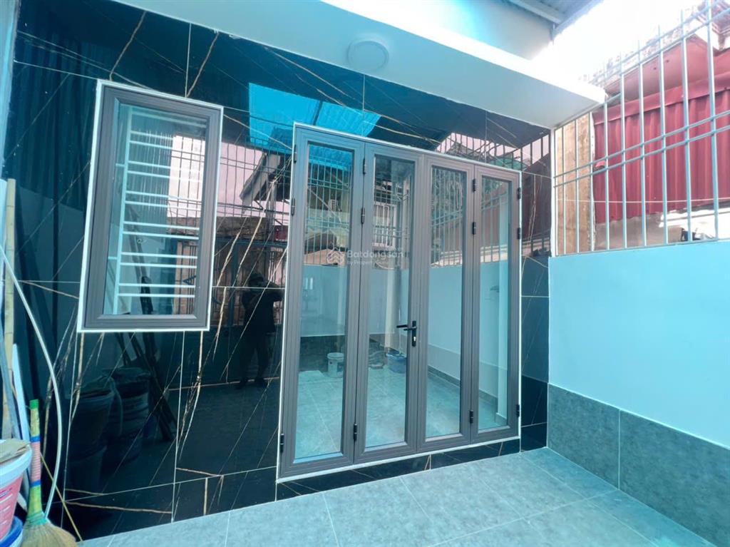 Gia đình chuyển công tác cần bán gấp căn nhà trong ngõ số 54 đường đại học dân lập  lê chân  hp