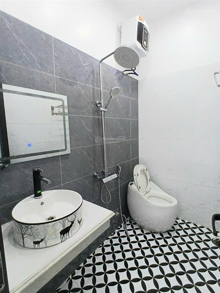 Cần bán căn nhà trong ngõ 82 đình đông  lê chân  hp