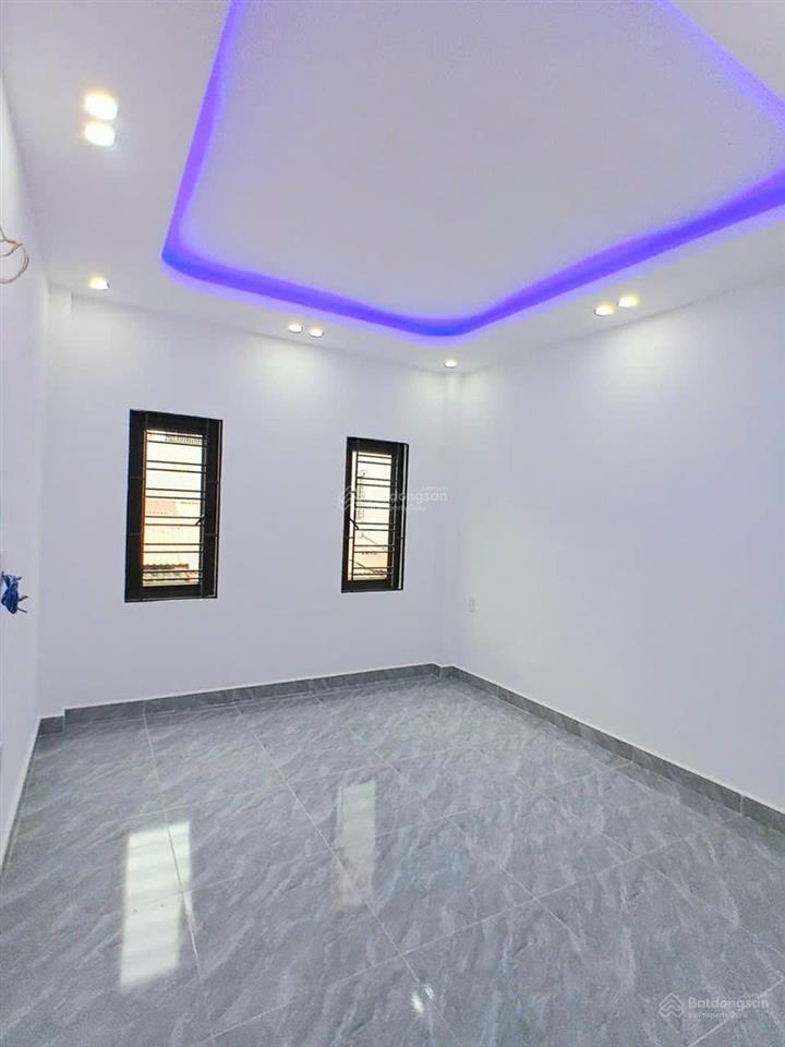 Cần bán căn nhà trong ngõ 82 đình đông  lê chân  hp