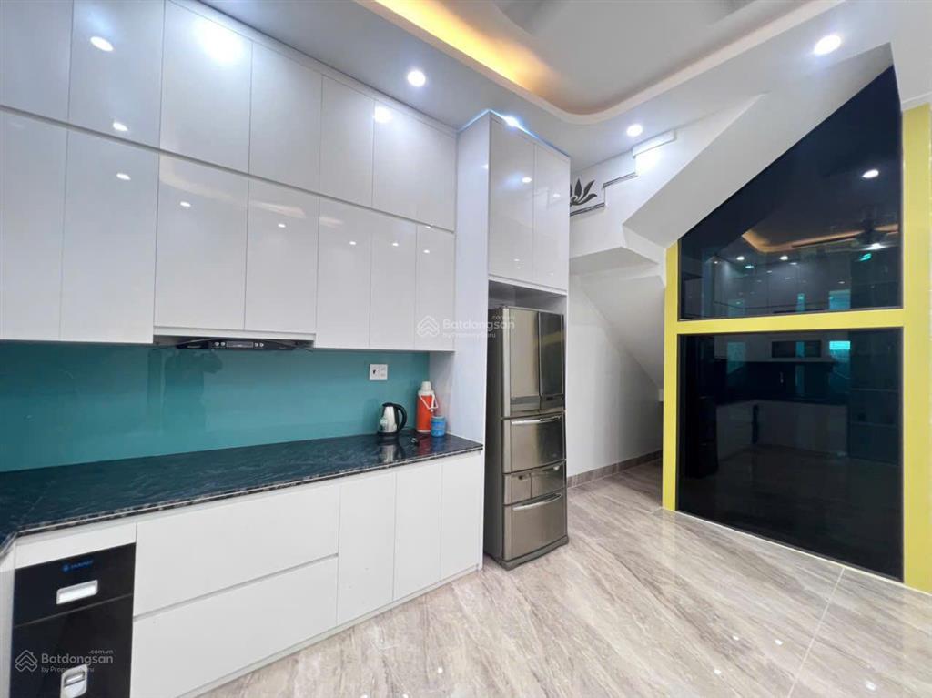 Cần bán căn nhà mặt đường đình đông  lê chân  hp