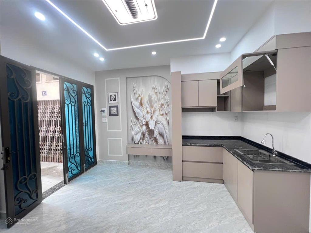Cần bán căn nhà mới hoàn thiện trong ngõ đường vũ chí thắng  an biên  hải phòng